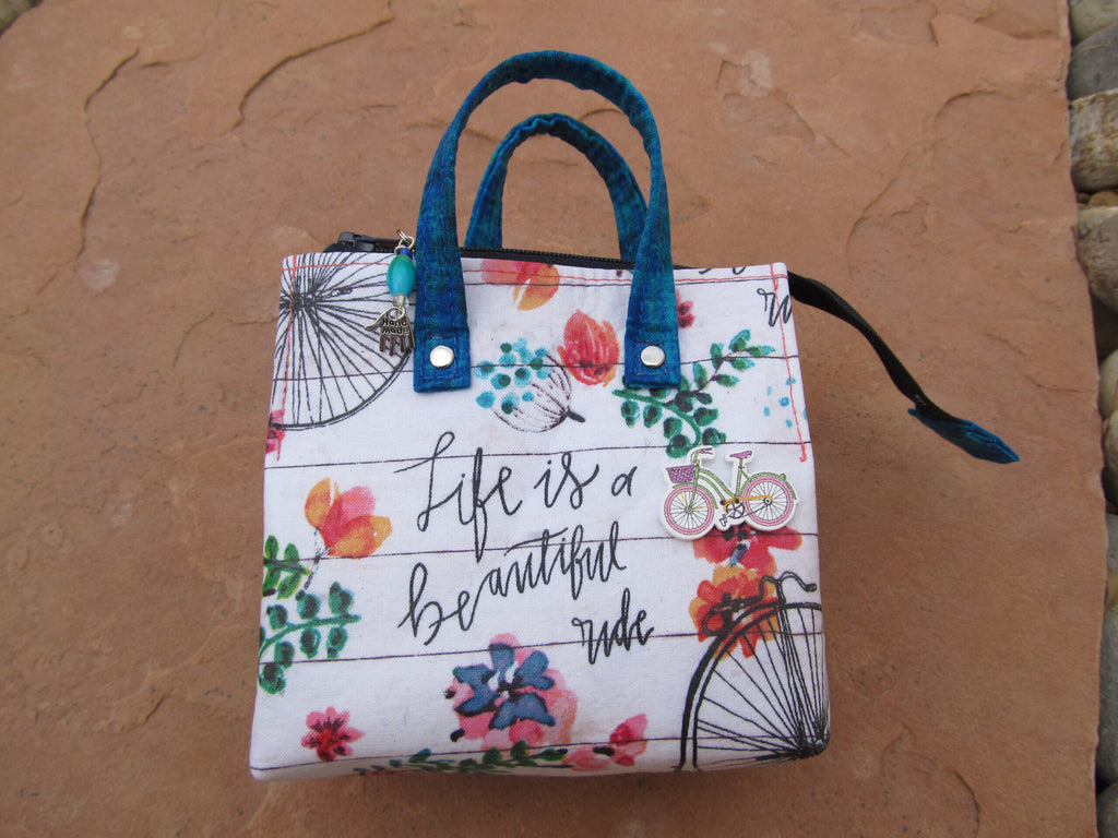 Handmade Fabric Zipper Bag with HeatnBond Liquid Vinyl