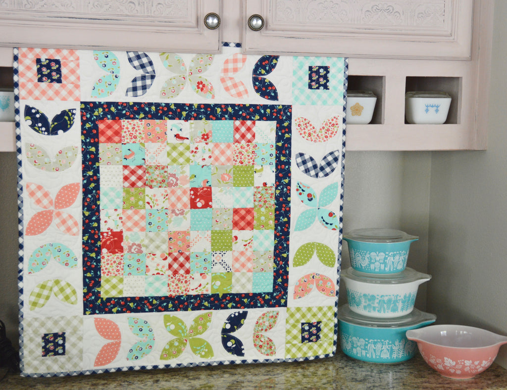Vintage Orange Peel Mini Quilt with HeatnBond Lite