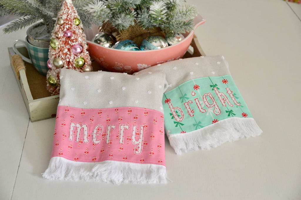 Merry and Bright Retro Christmas Kitchen Towels