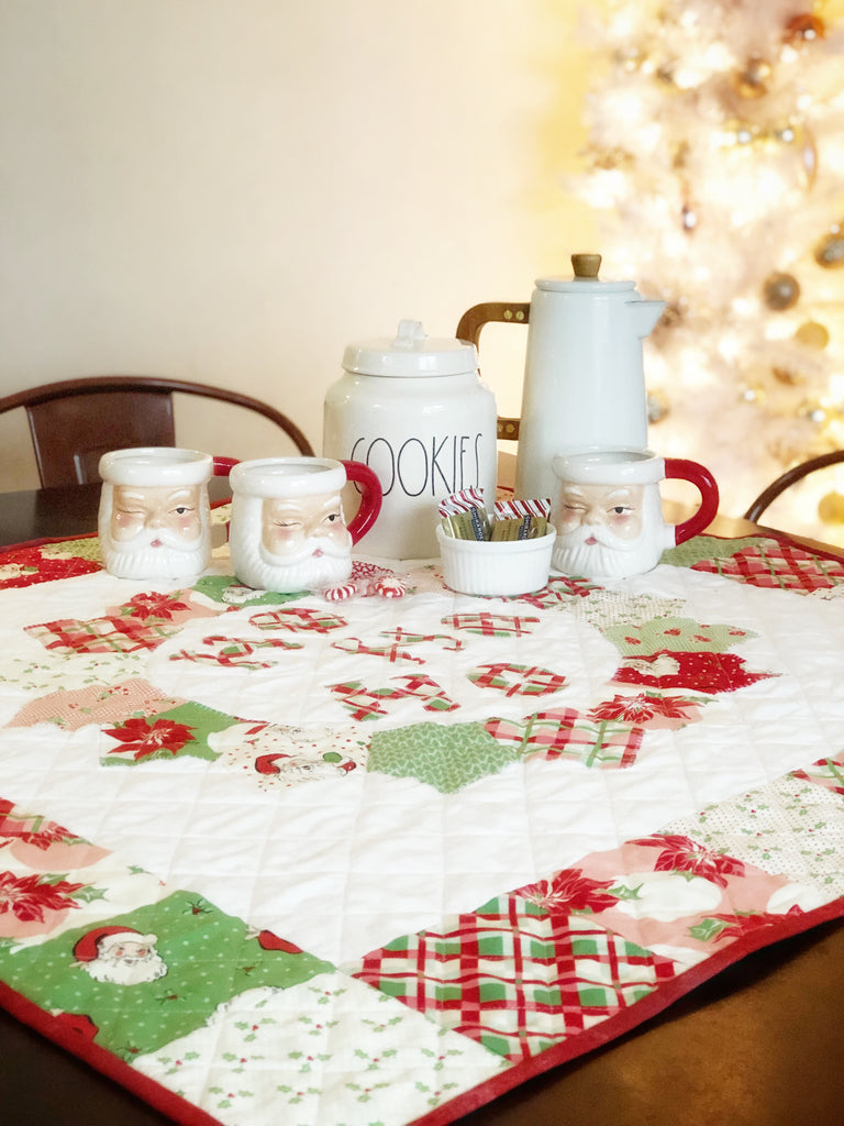 Ho Ho Ho! Quilted Dresden Table Topper