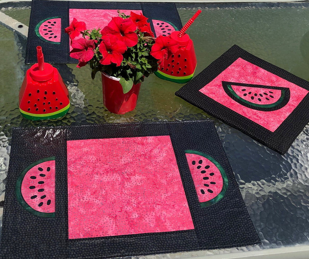 Outdoor Living with Laminated Placemats