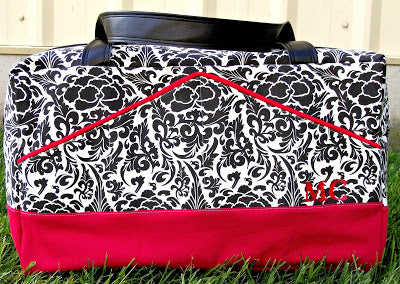 Create a Custom Monogram Bag with Deco Foil