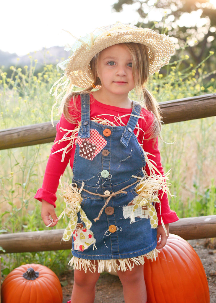 Create a Perfectly Patchy Scarecrow Halloween Costume