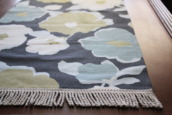 20 Minute Fabric Fuse No-Sew Table Runner