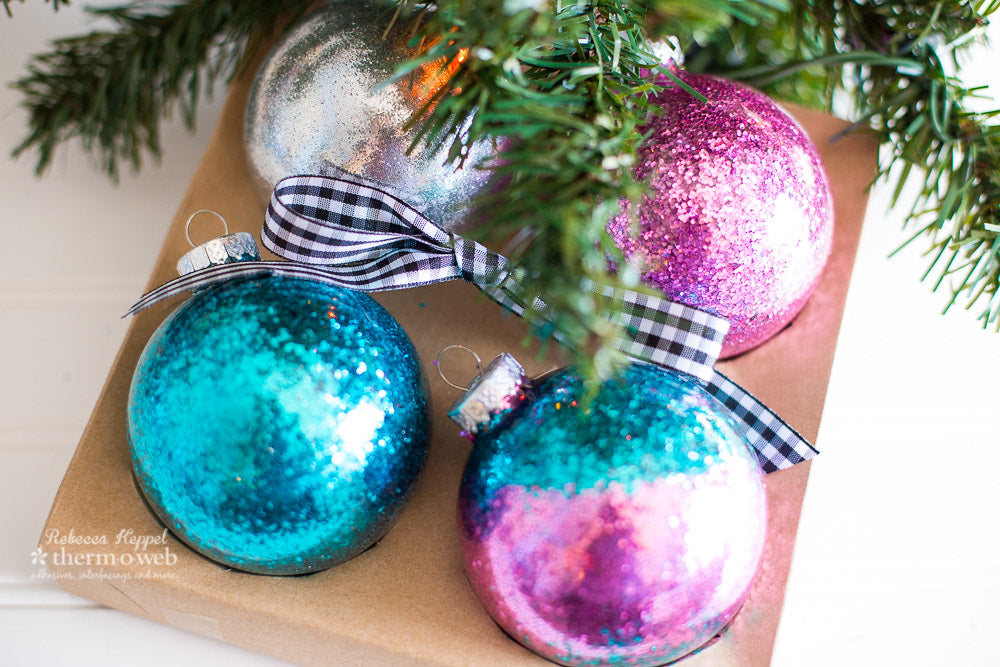 Quick, Easy, No-Mess Christmas Ornaments