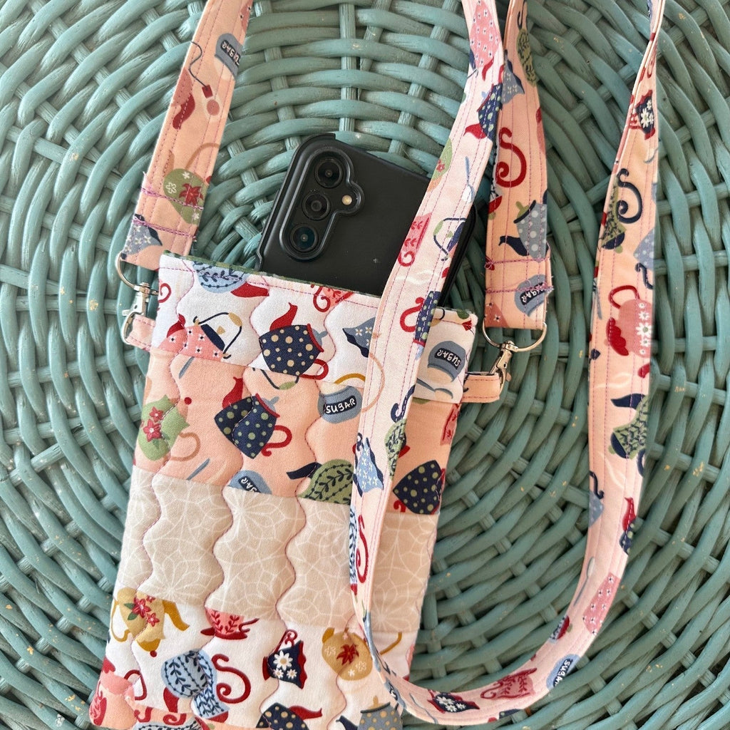 Facebook Live: Crossover Mini Phone Bag